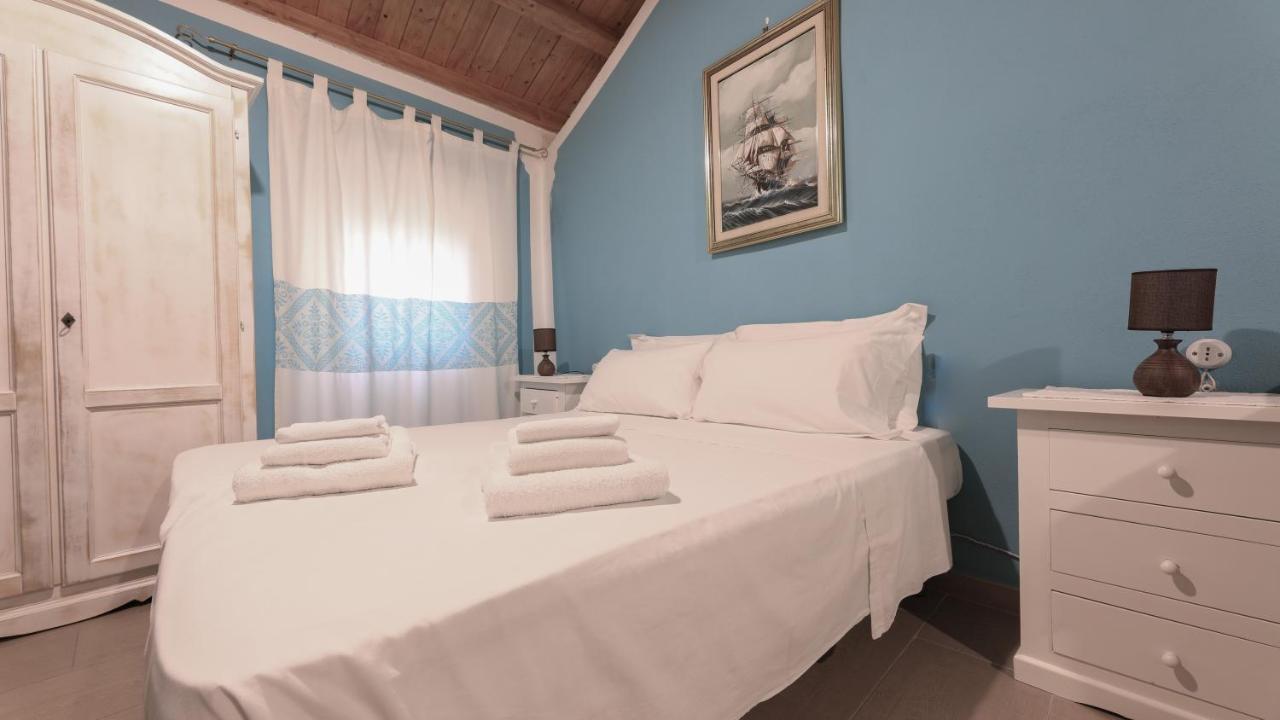 S'Apposentu Bosa Hotel Bagian luar foto