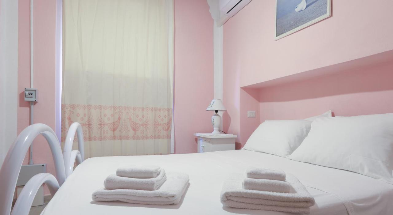 S'Apposentu Bosa Hotel Bagian luar foto