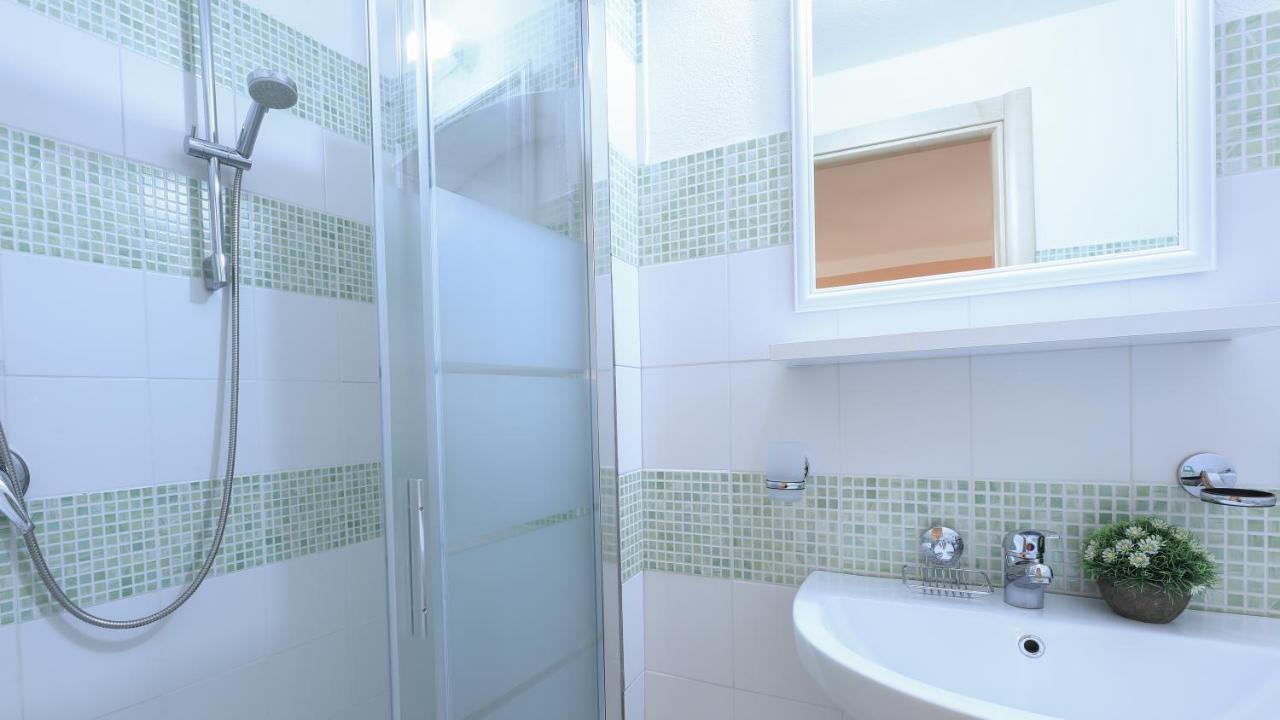S'Apposentu Bosa Hotel Bagian luar foto